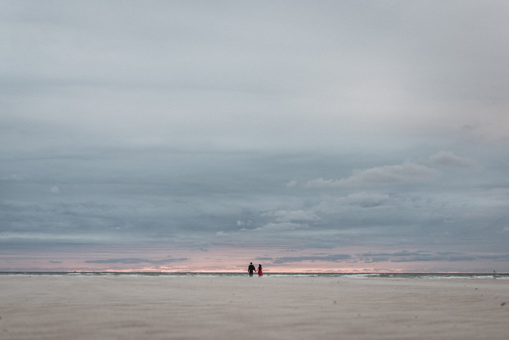Engagement Shooting mit Paar in Rostock am Warnemünder Strand